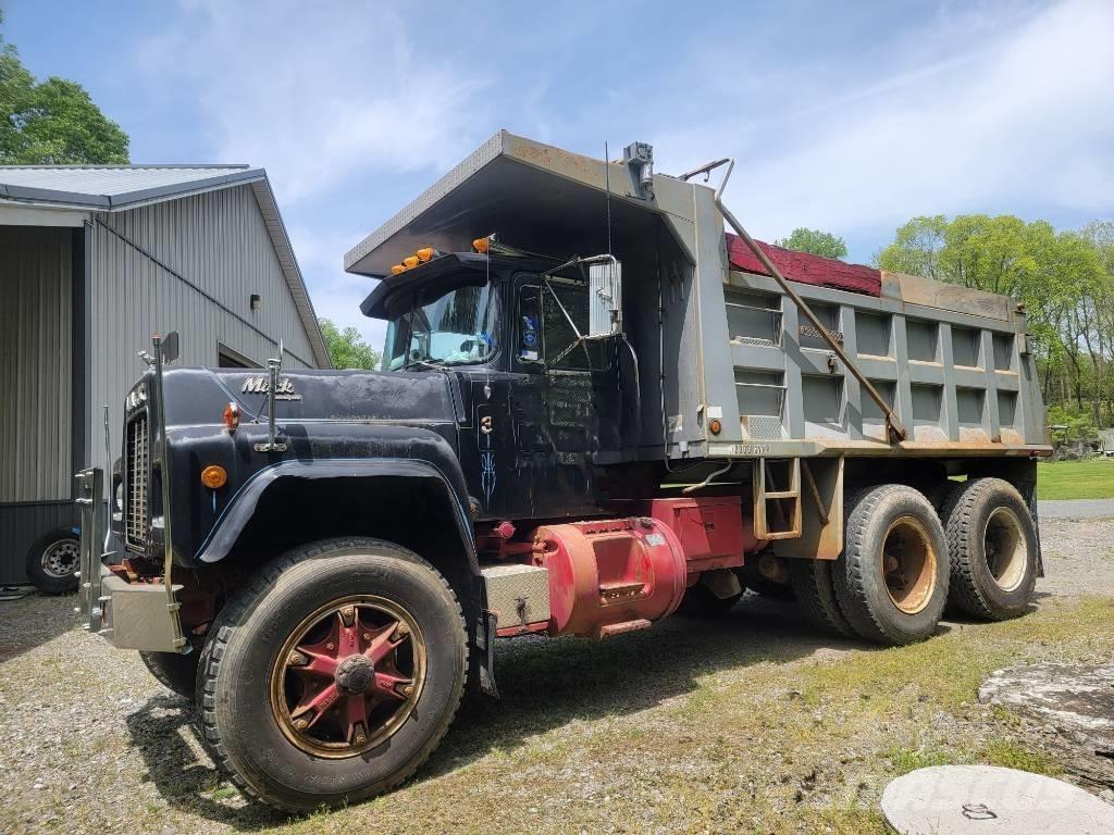 Mack RD 690 SX Camiões basculantes