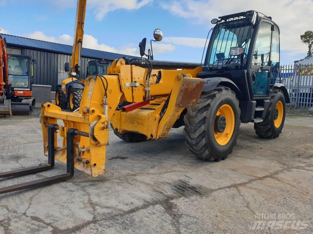 JCB 540-140 Manipulador telescópico