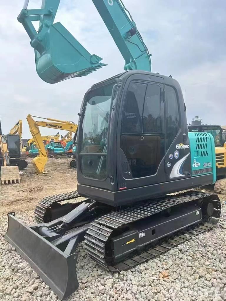 Kobelco SK 75 Escavadoras Midi 7t - 12t