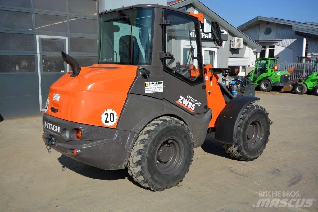 Hitachi ZW 95-6 C Carregadeiras de rodas