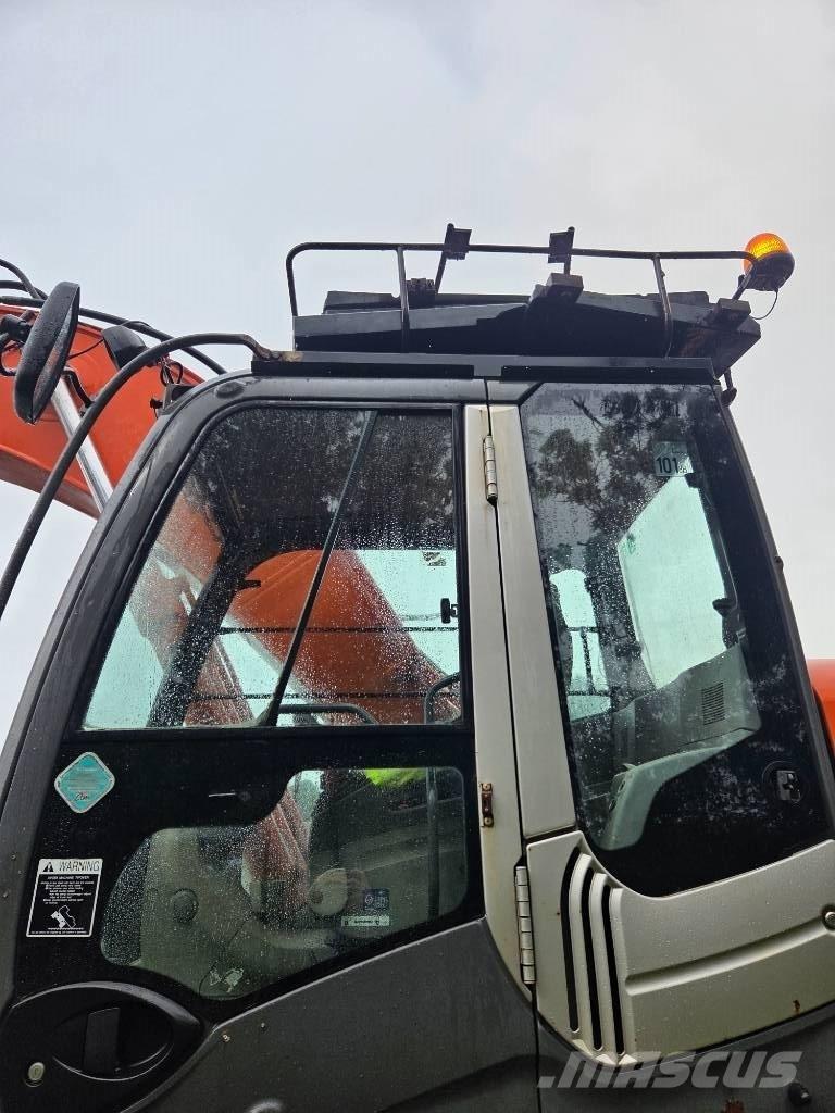 Hitachi ZX 210 LC-3 Escavadeiras de esteiras