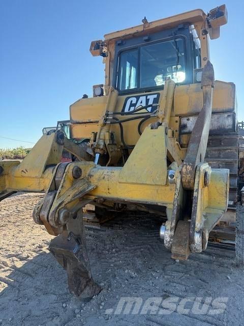 CAT D 6 T XL Dozers - Tratores rastos
