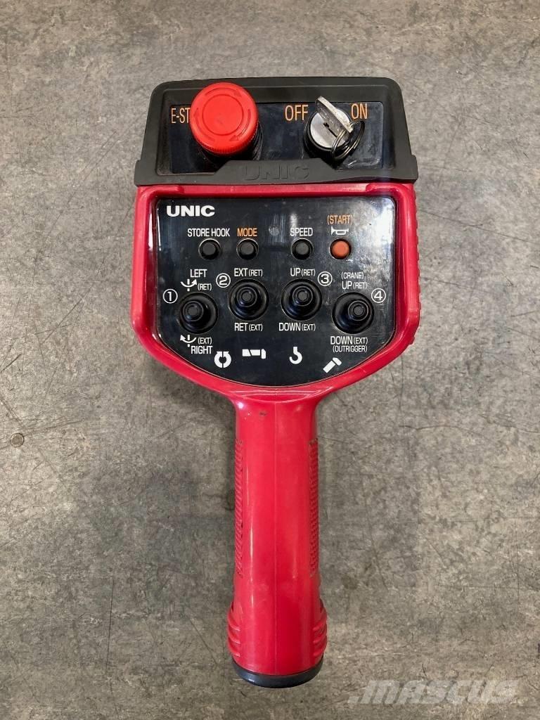 Unic URW-295 Mini gruas
