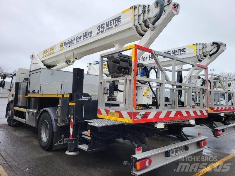 Bronto 35 EM Plataformas aéreas montadas em camião