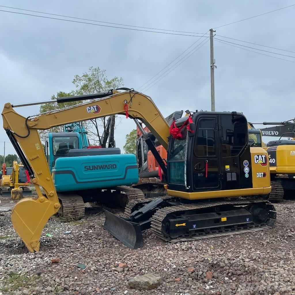 CAT 307E Miniescavadeiras