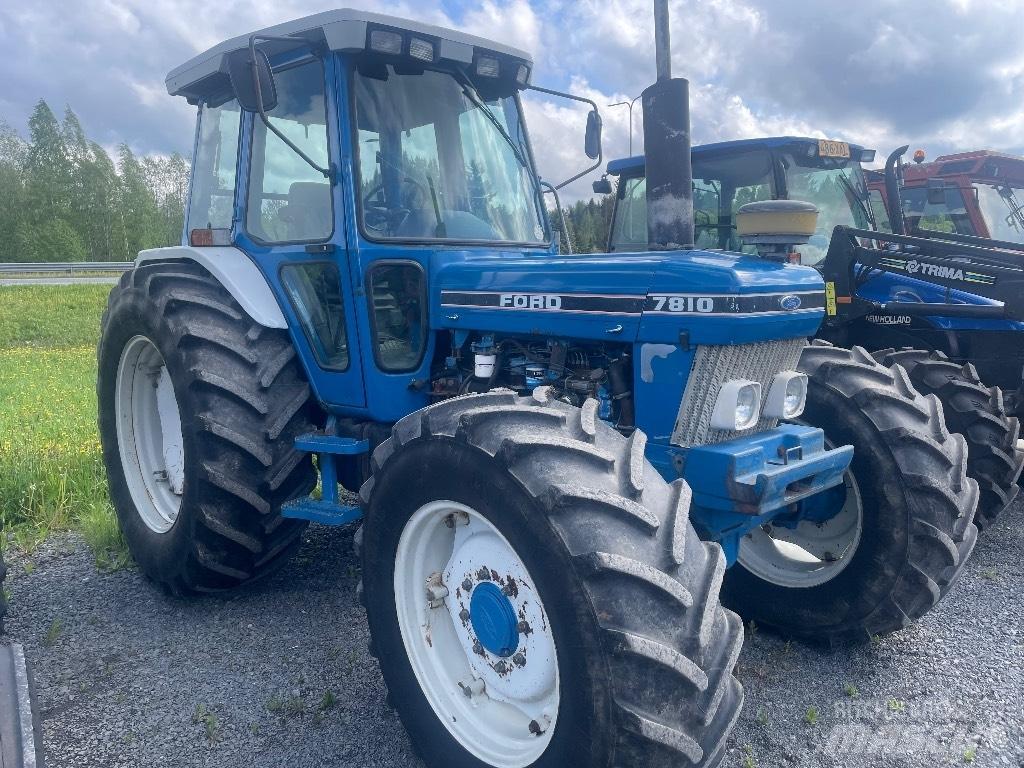 Ford 7810 II Tratores Agrícolas usados