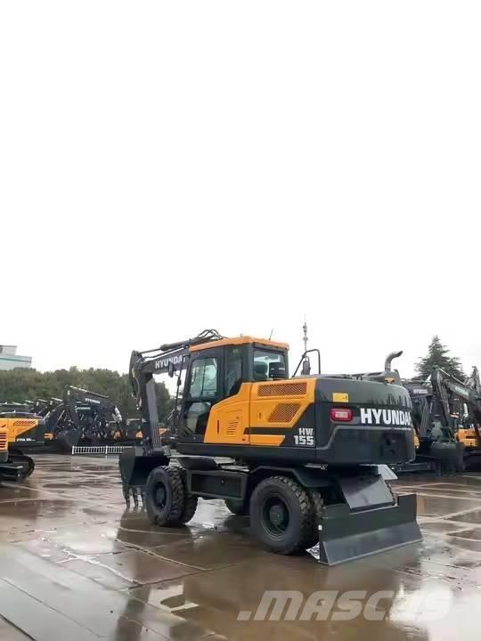 Hyundai HW 155 Escavadeiras de esteiras