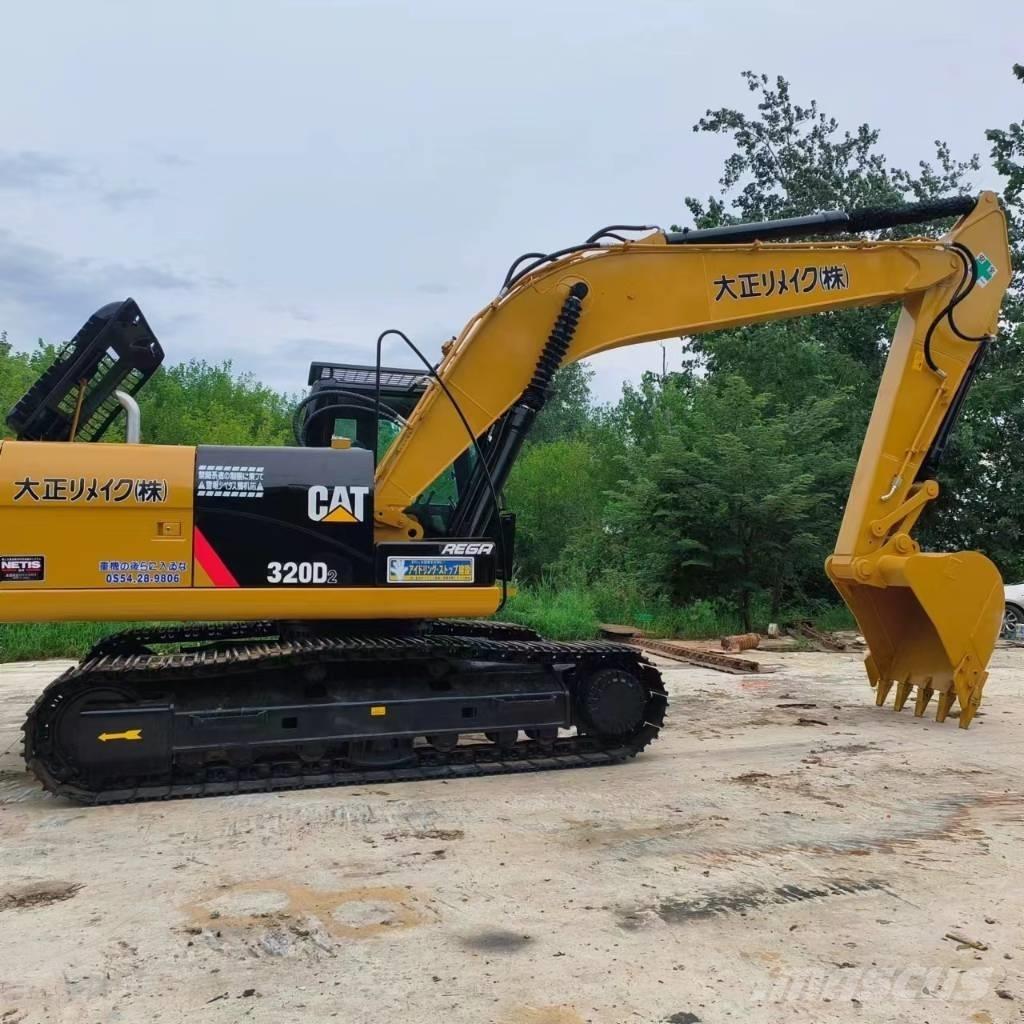 CAT 320D2 Escavadeiras de esteiras