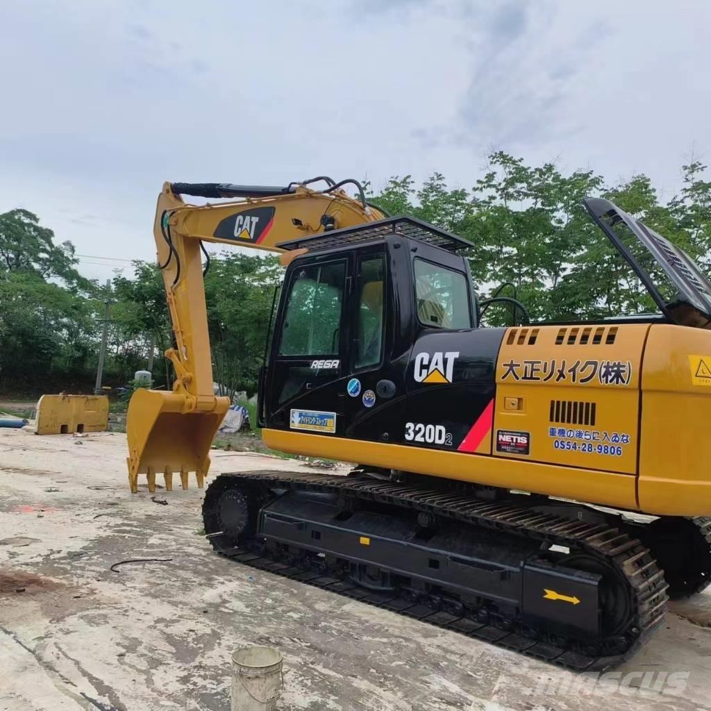 CAT 320D2 Escavadeiras de esteiras