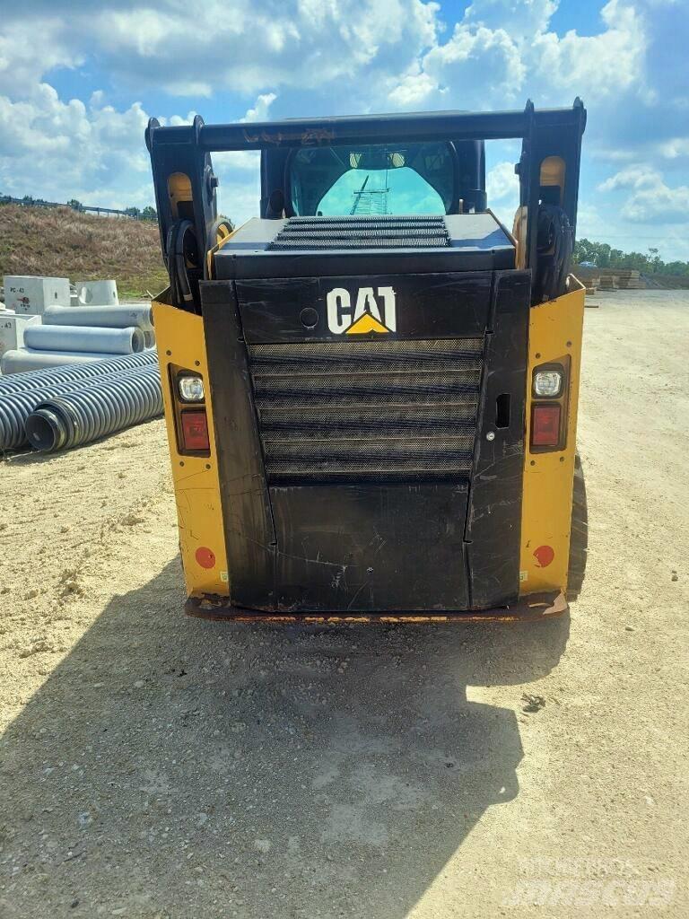 CAT 242 D Minicarregadeiras