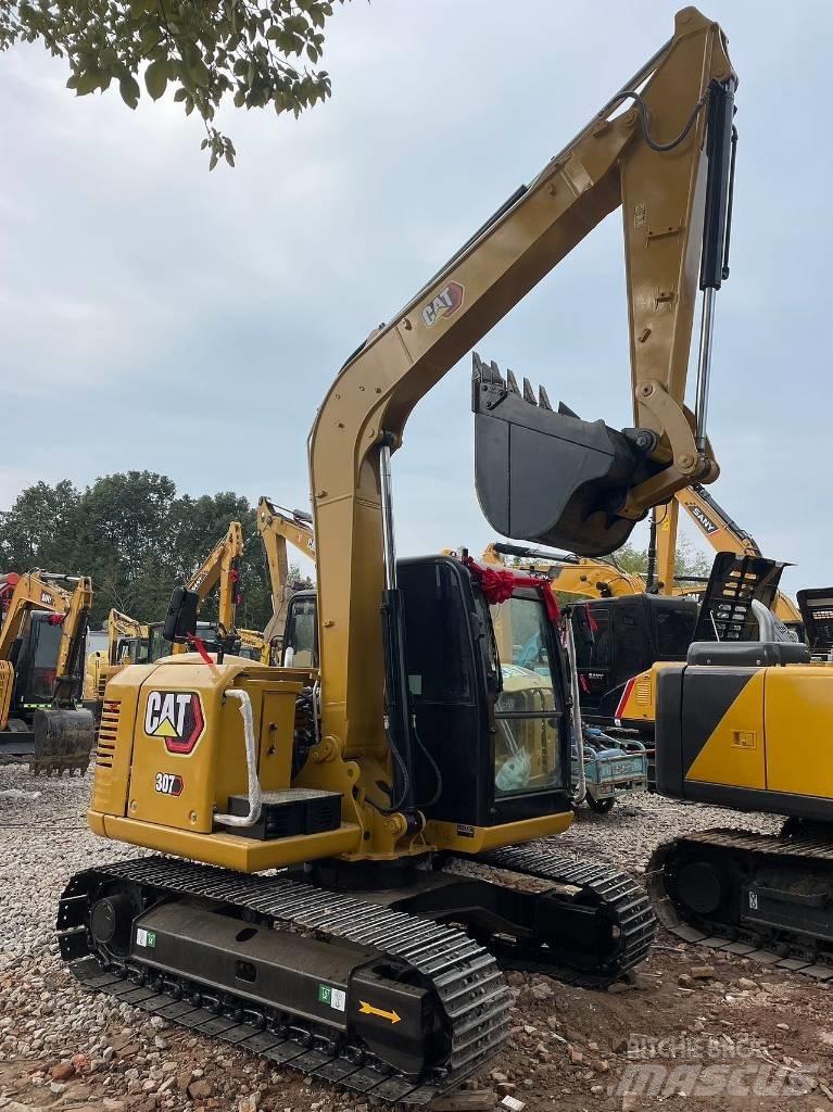 CAT 307 Miniescavadeiras