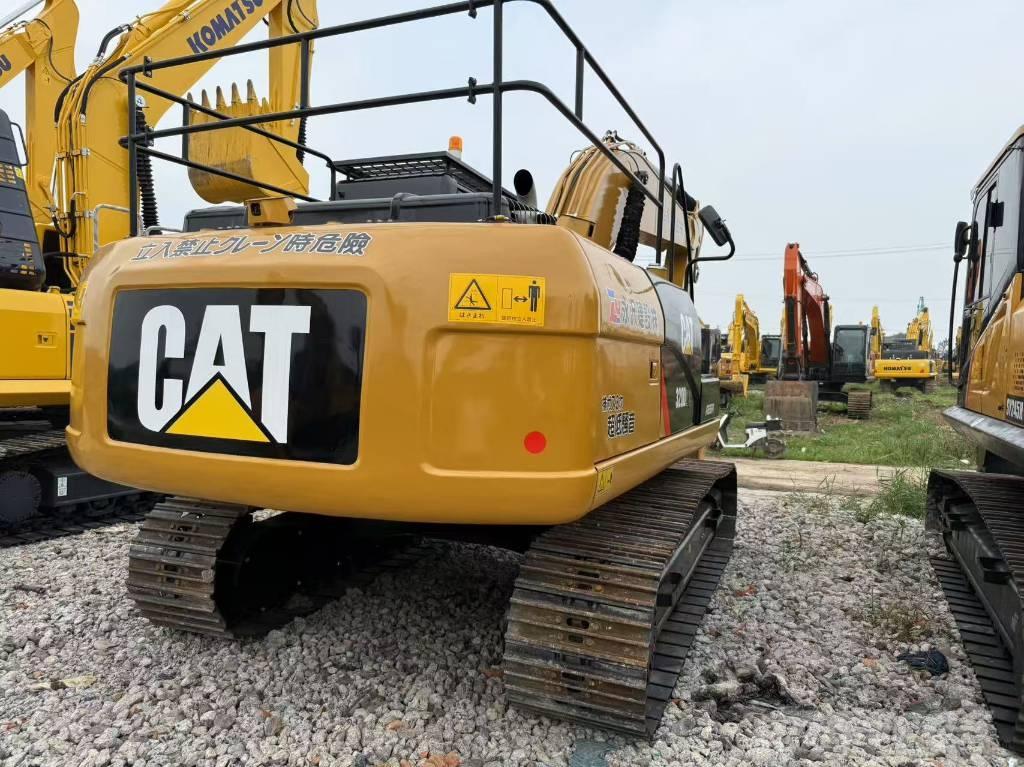 CAT 320D2 Escavadeiras de esteiras