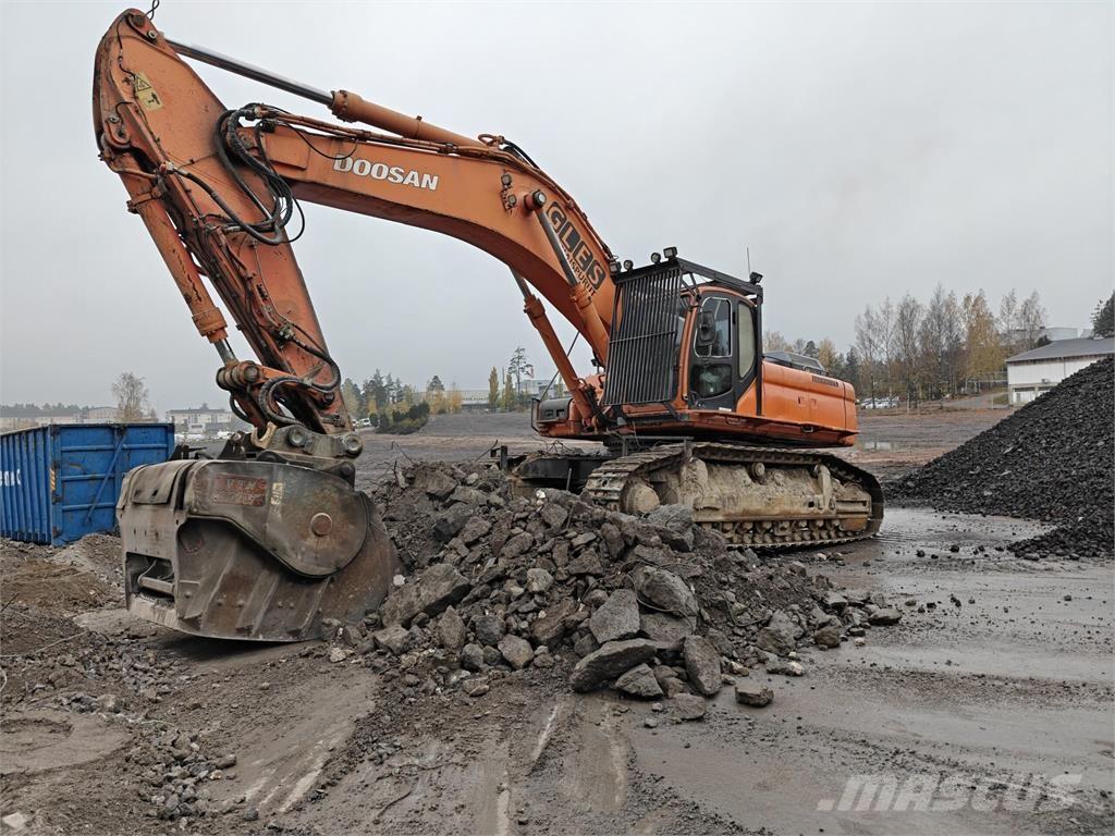 Doosan DX520LC Escavadeiras de esteiras