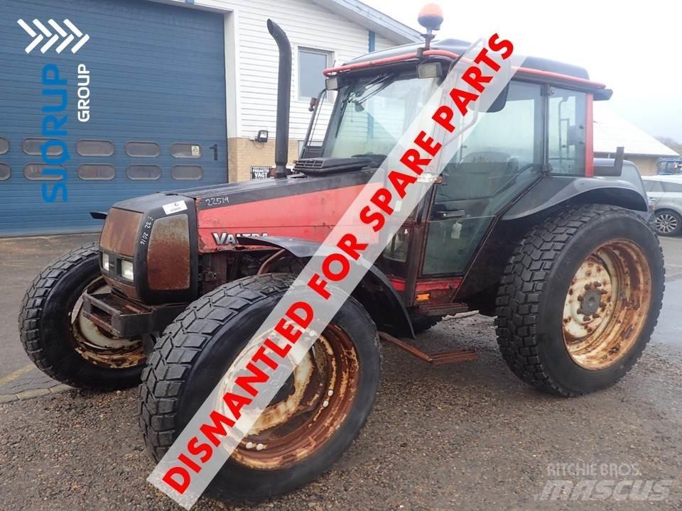 Valtra 900 Tratores Agrícolas usados