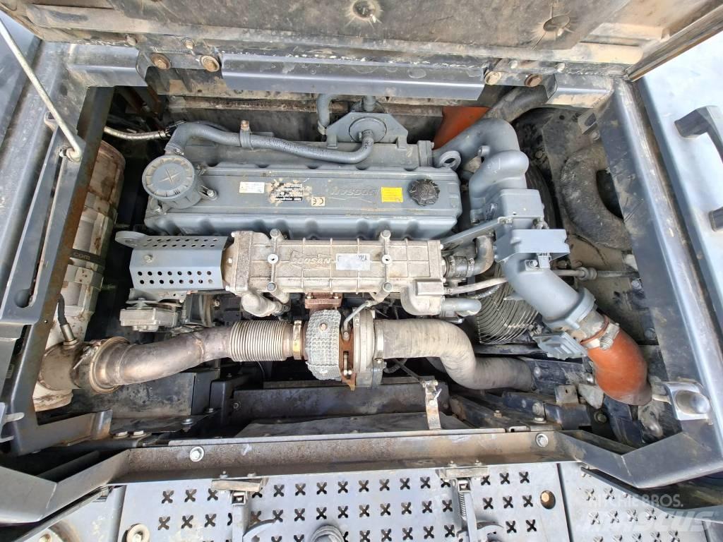 Doosan DX 300 LC-5 Escavadeiras de esteiras