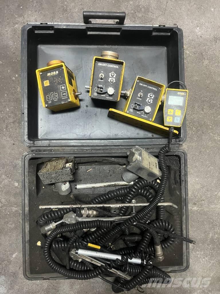 ABG Titan 455 Espalhadoras de asfalto