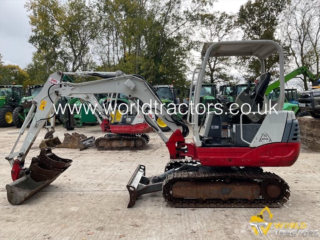 Takeuchi TB 228 Miniescavadeiras