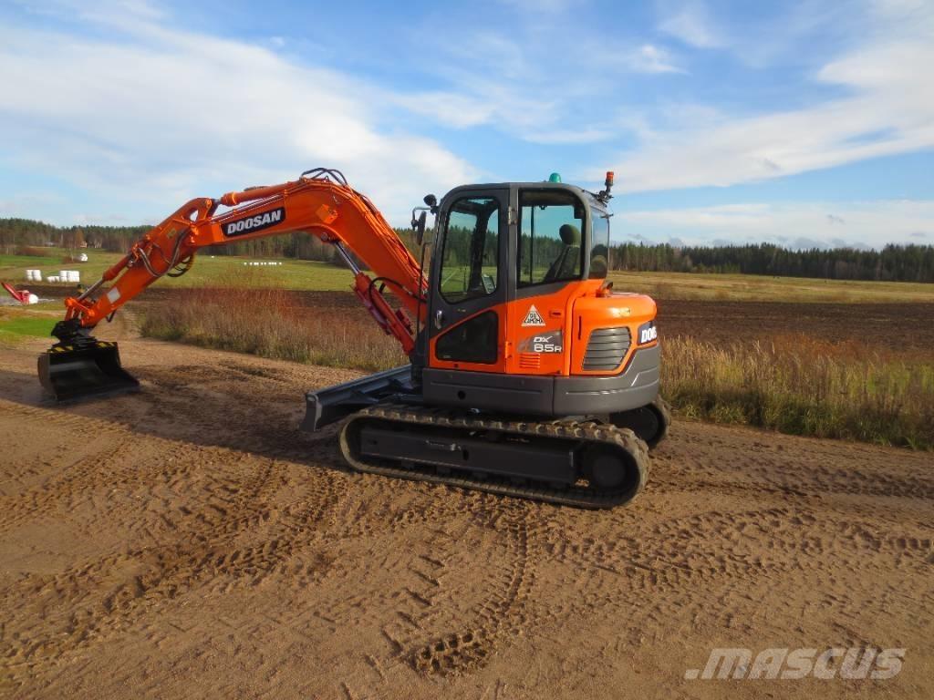 Doosan DX 85 R Escavadoras Midi 7t - 12t