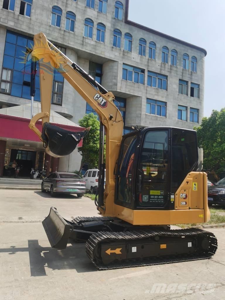 CAT 306 Miniescavadeiras