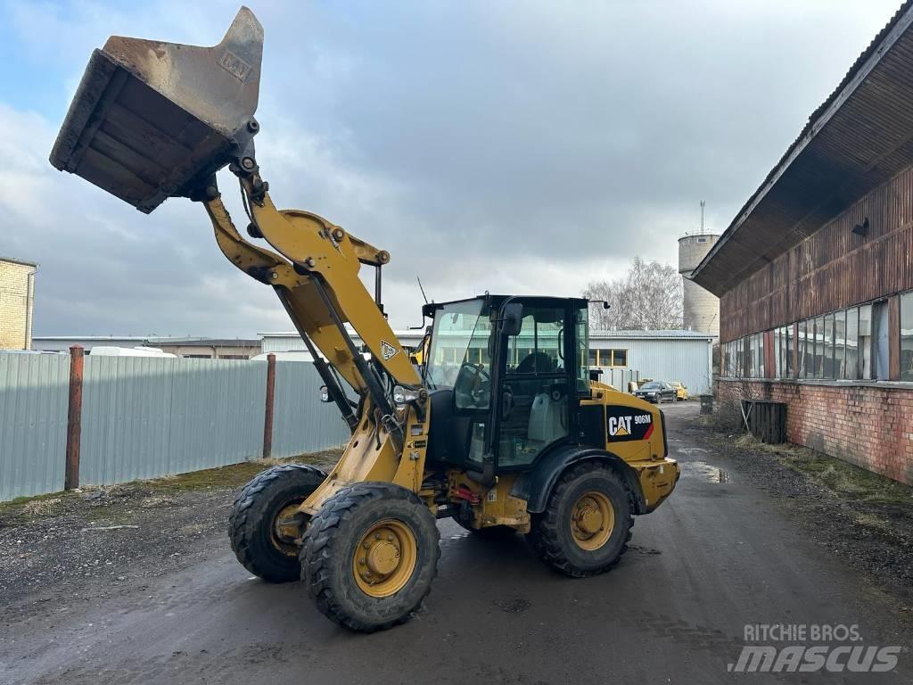 CAT 906 Carregadeiras de rodas