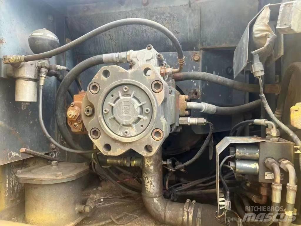 Sumitomo SH200A3 Escavadeiras de esteiras