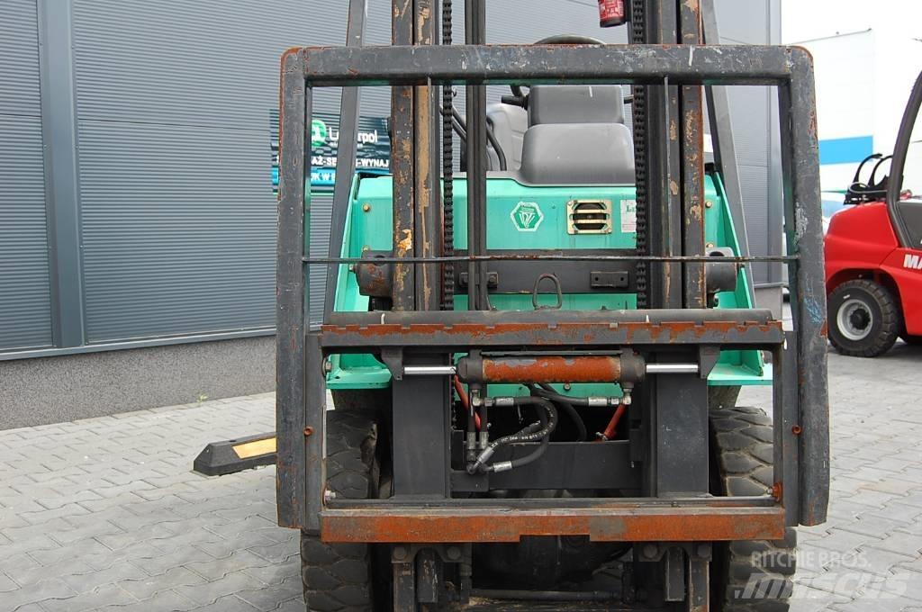 Mitsubishi FG15N Empilhadores a gás