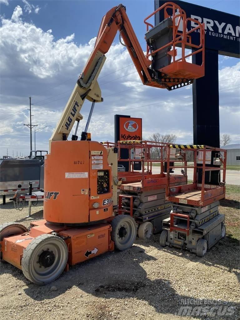 JLG E300AJP Elevadores braços articulados