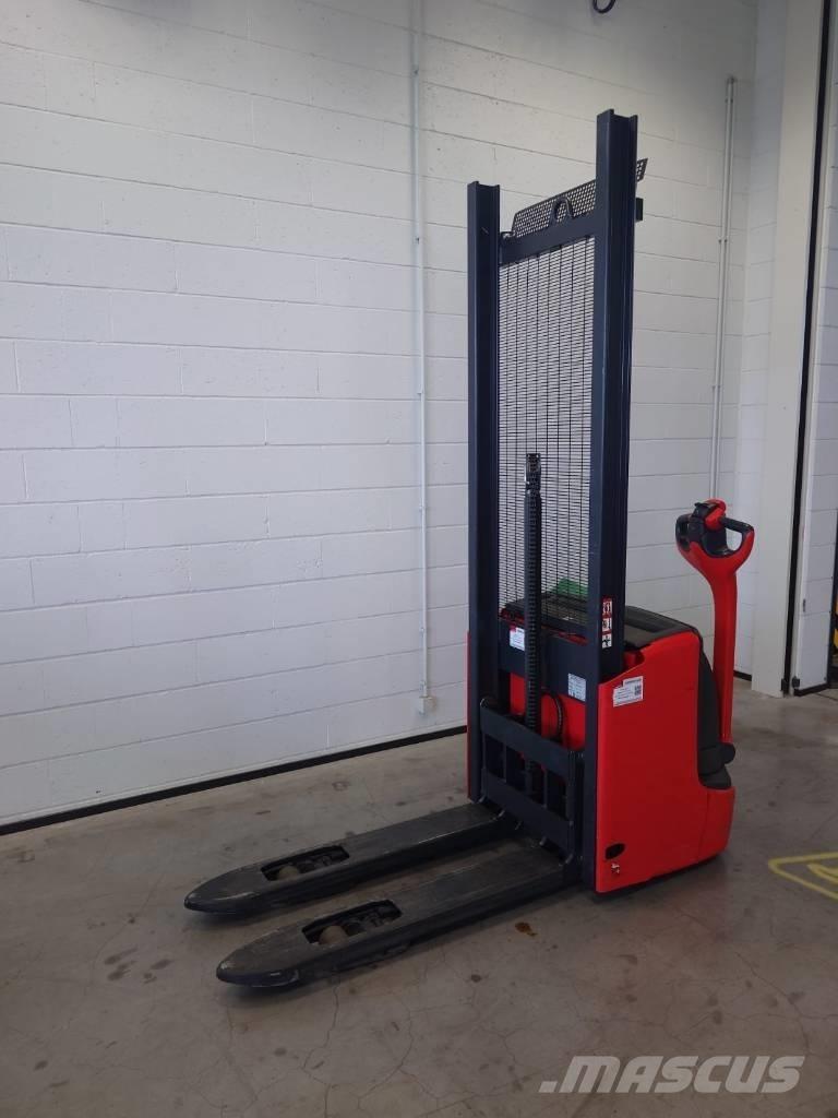 Linde L12i/1172 Empilhador para operador externo