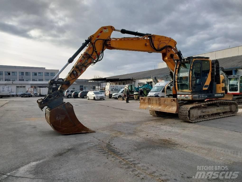 Hyundai HX 235 LCR Escavadeiras de esteiras