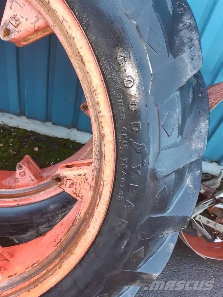 Goodyear 12.4-36 Pneus Agrícolas