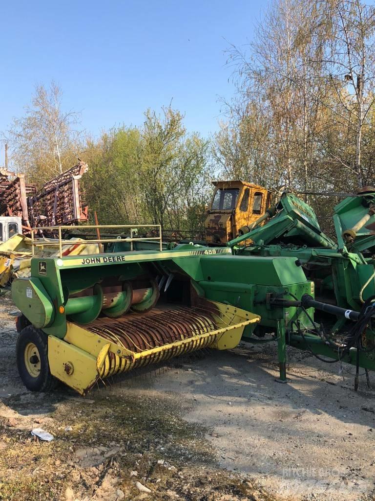 John Deere 459 Enfardadeira de fardos quadrados