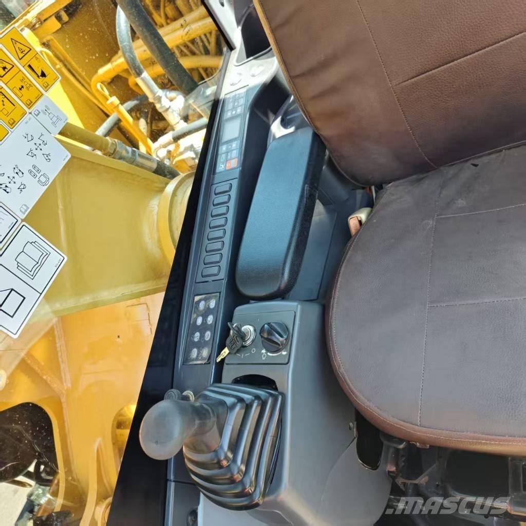 CAT 320 D Escavadeiras de esteiras