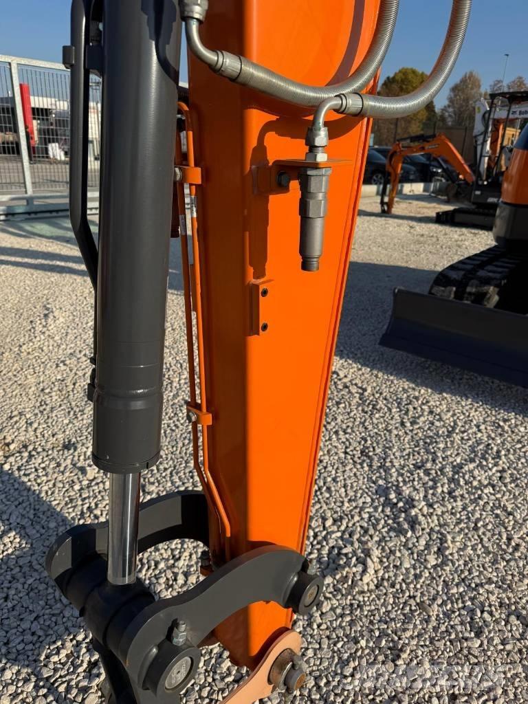 Develon DX 55 R-7 Escavadeiras de esteiras