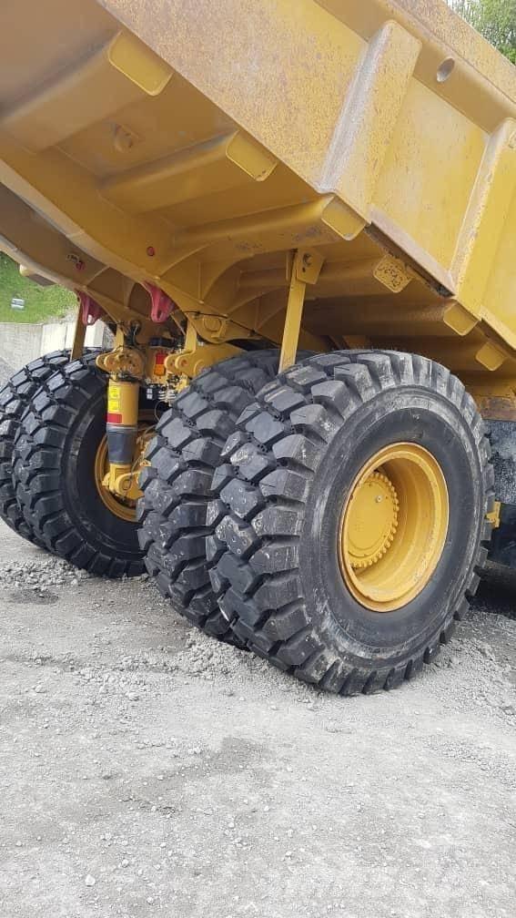 CAT 775 G Camiőes basculantes rígidos