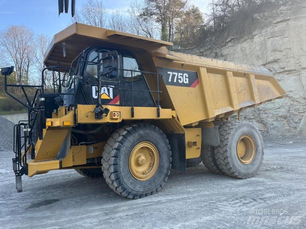 CAT 775 G Camiőes basculantes rígidos