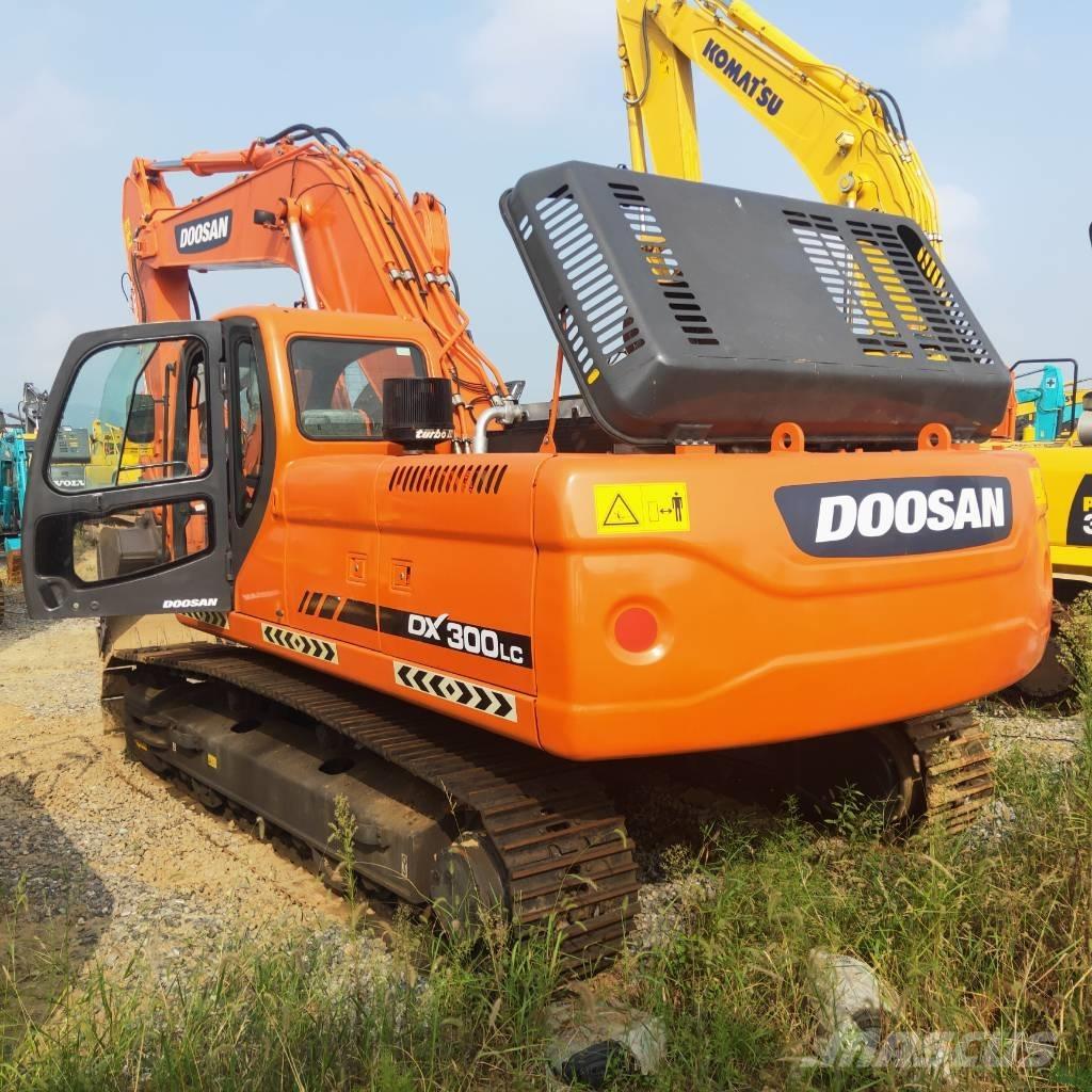 Doosan DX 300 LC Escavadeiras de esteiras