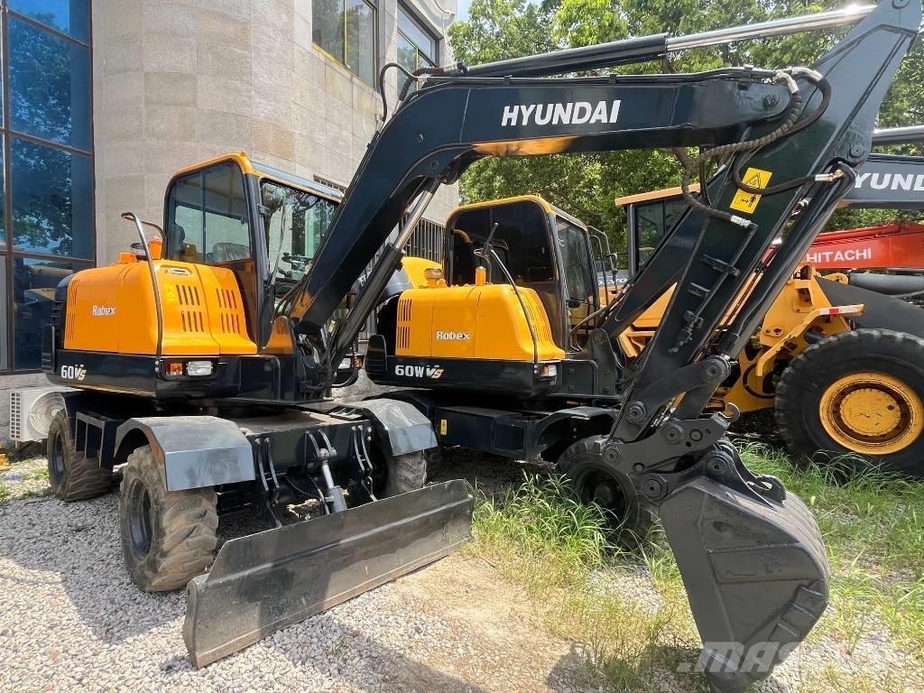 Hyundai R60W Escavadoras de rodas