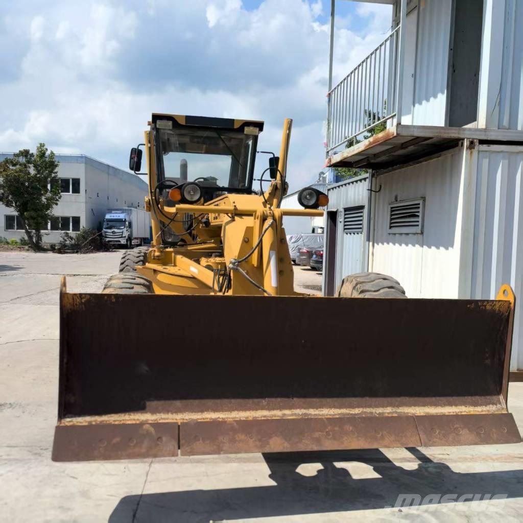 SEM 919 Motoniveladoras