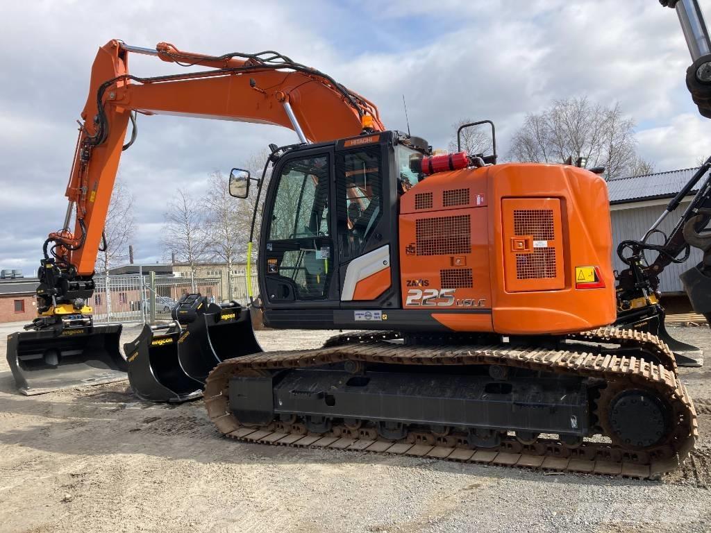 Hitachi ZX 225 US LC Escavadeiras de esteiras