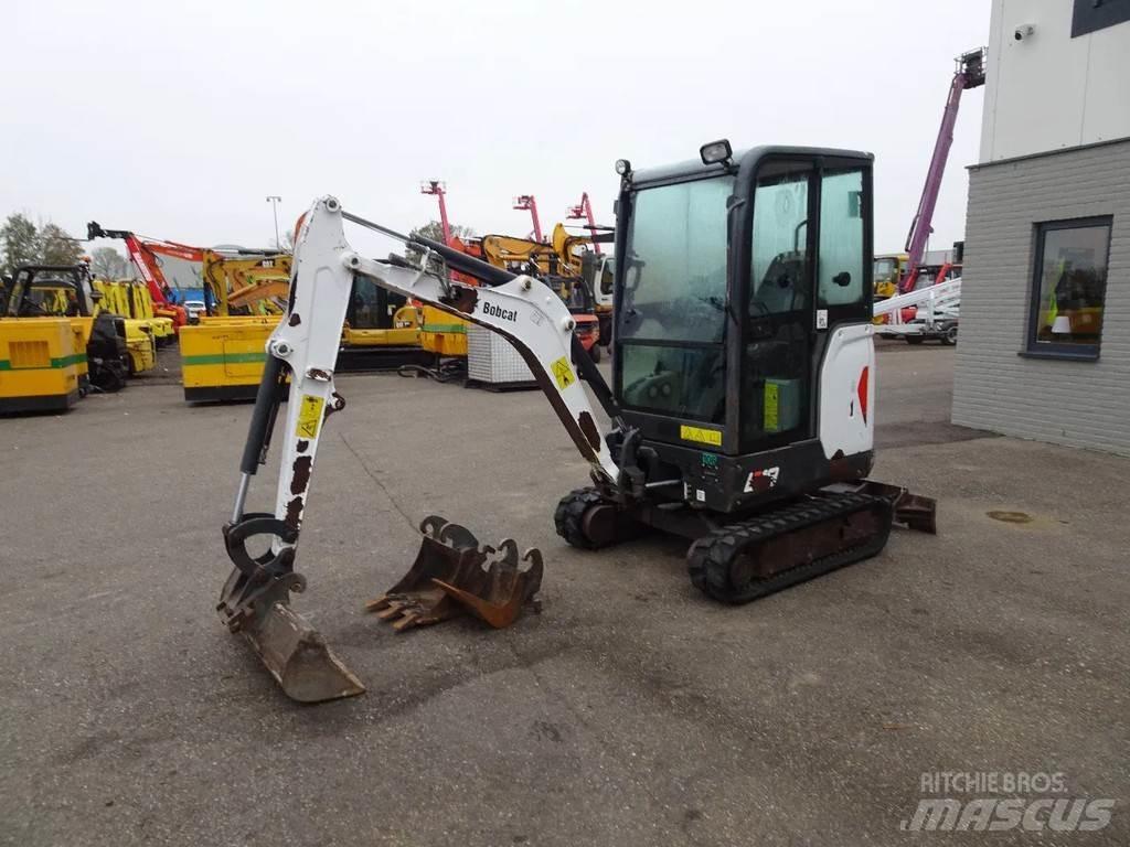 Bobcat E19 Miniescavadeiras