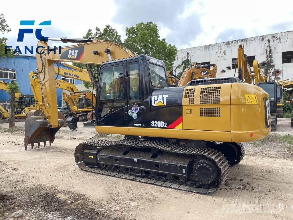 CAT 320 D2 Escavadeiras de esteiras