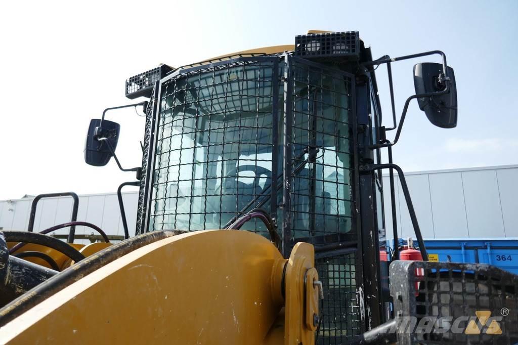 CAT Cab guards Cabines e interior