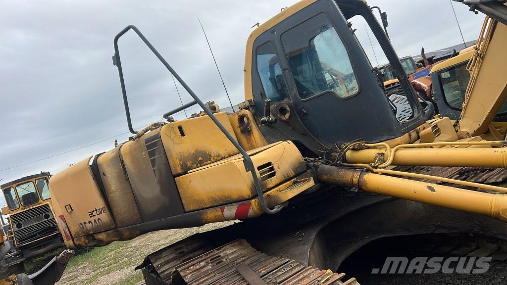 Komatsu PC 240 NLC Eixos