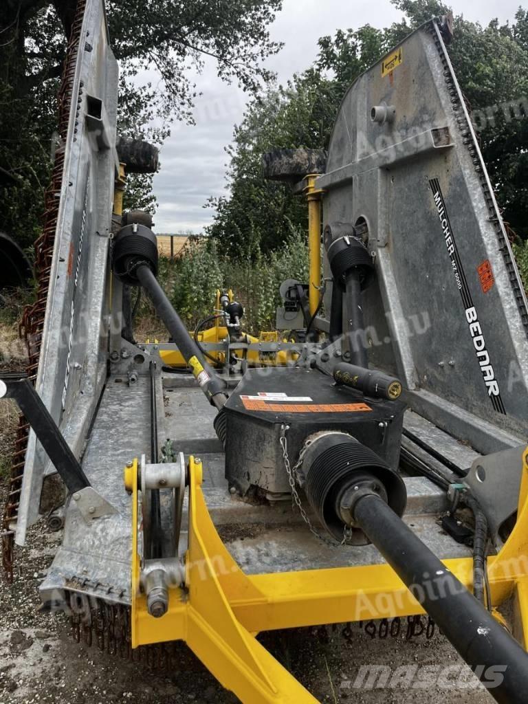 Bednar MZ 6000 Gadanheiras e cortadores de folhas para pastos