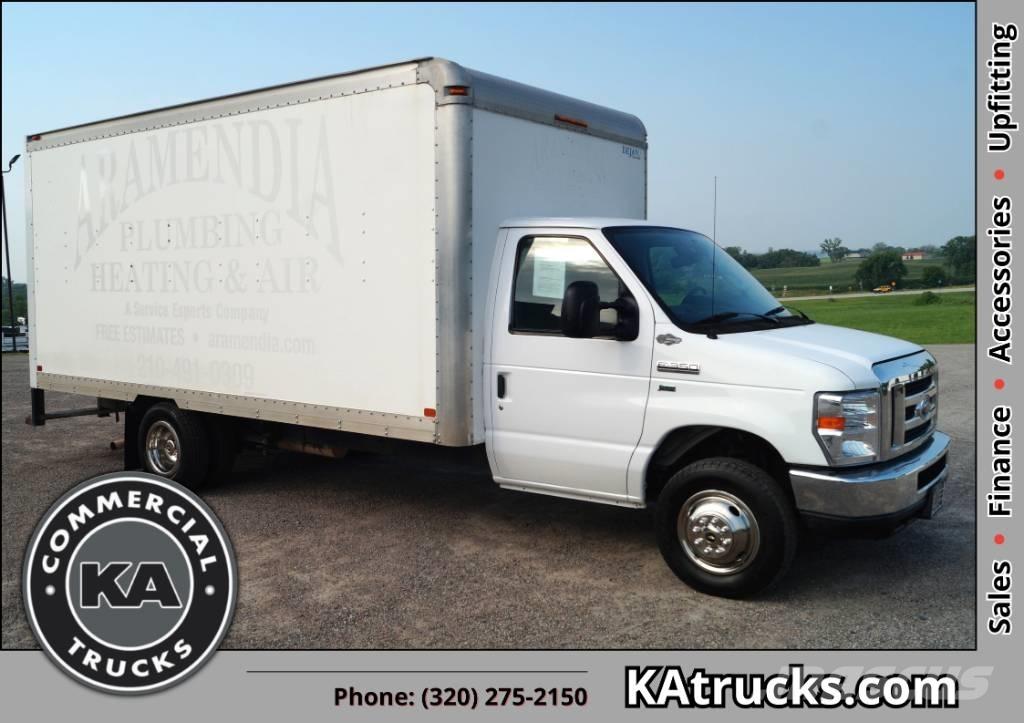 Ford E 350 SD Caminhões de caixa fechada
