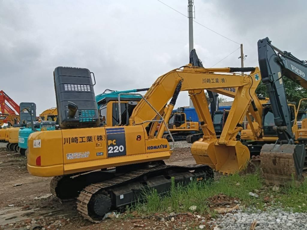Komatsu PC 220-8 Escavadeiras de esteiras