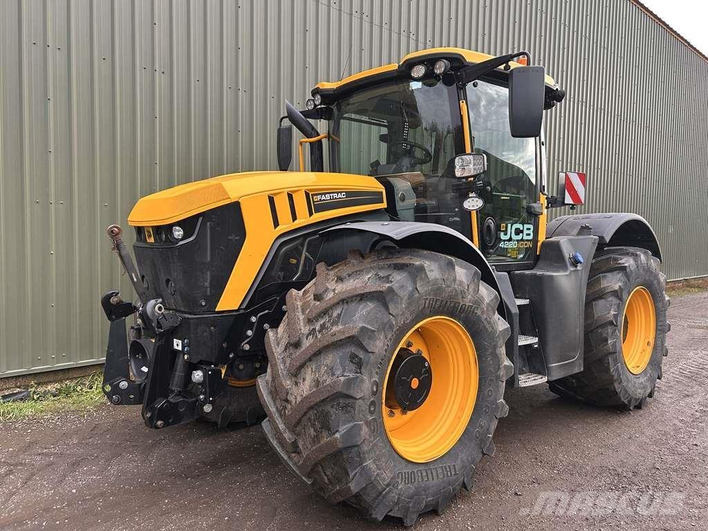 JCB Fastrac 4220 Tratores Agrícolas usados