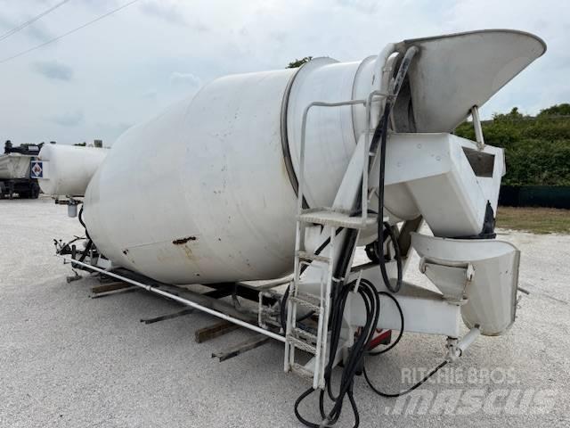 Cifa 13,5 m3 Acessórios de betonagem