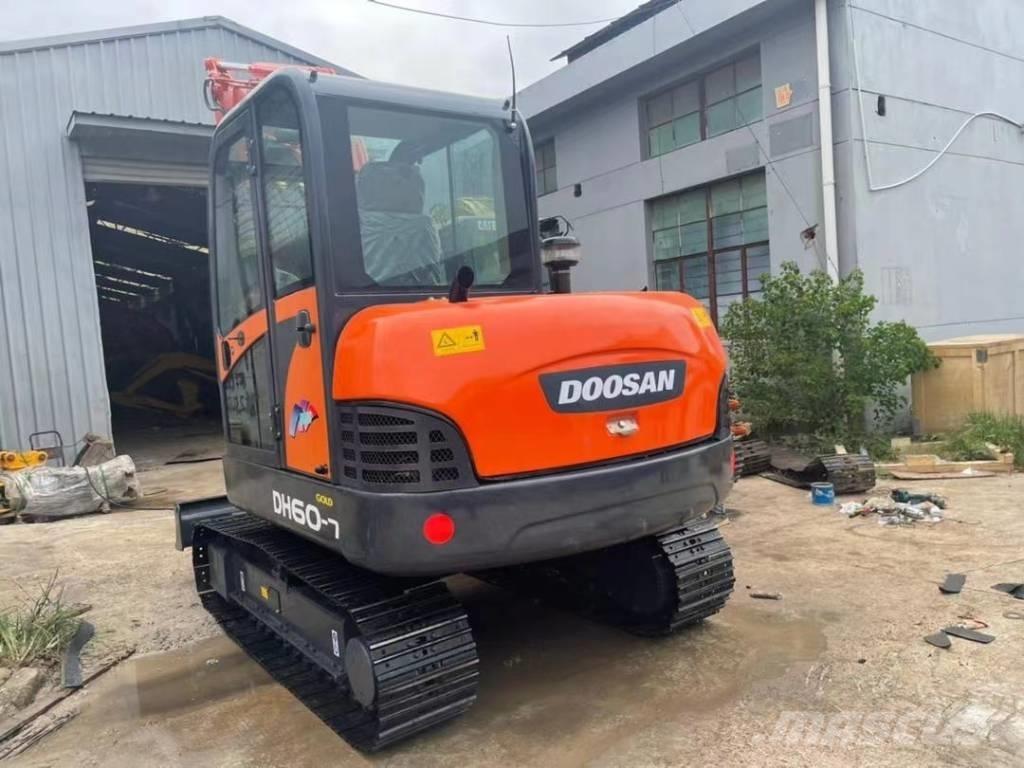 Doosan DH 60-7 Miniescavadeiras