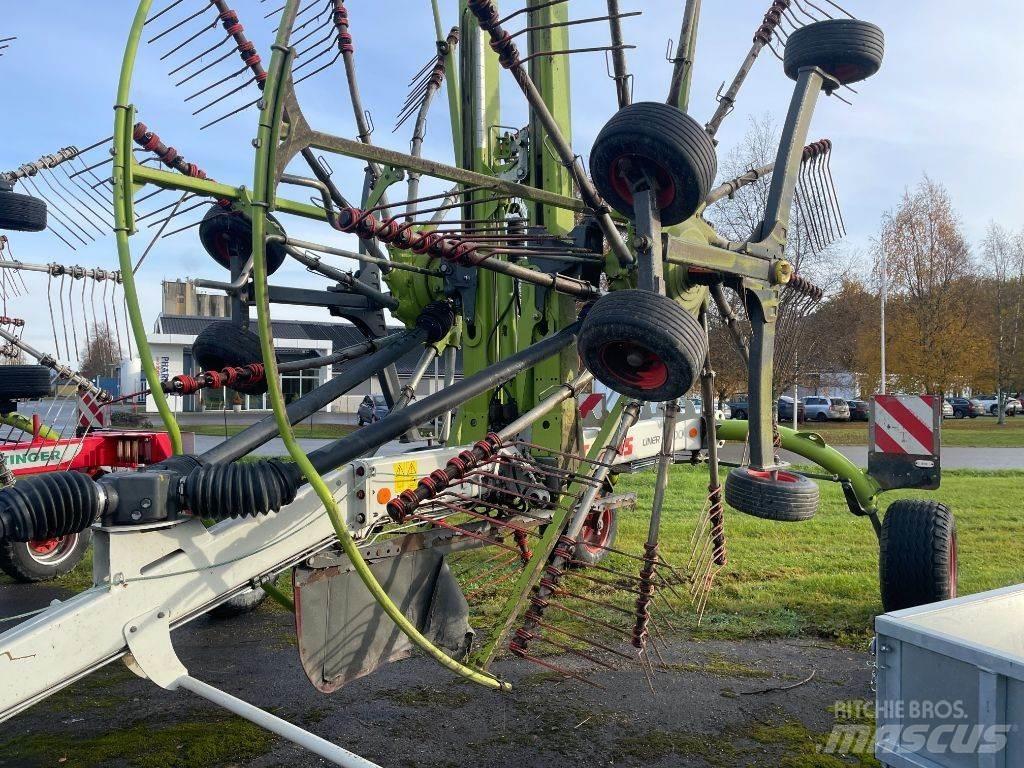 CLAAS Liner 2800 Ancinho virador